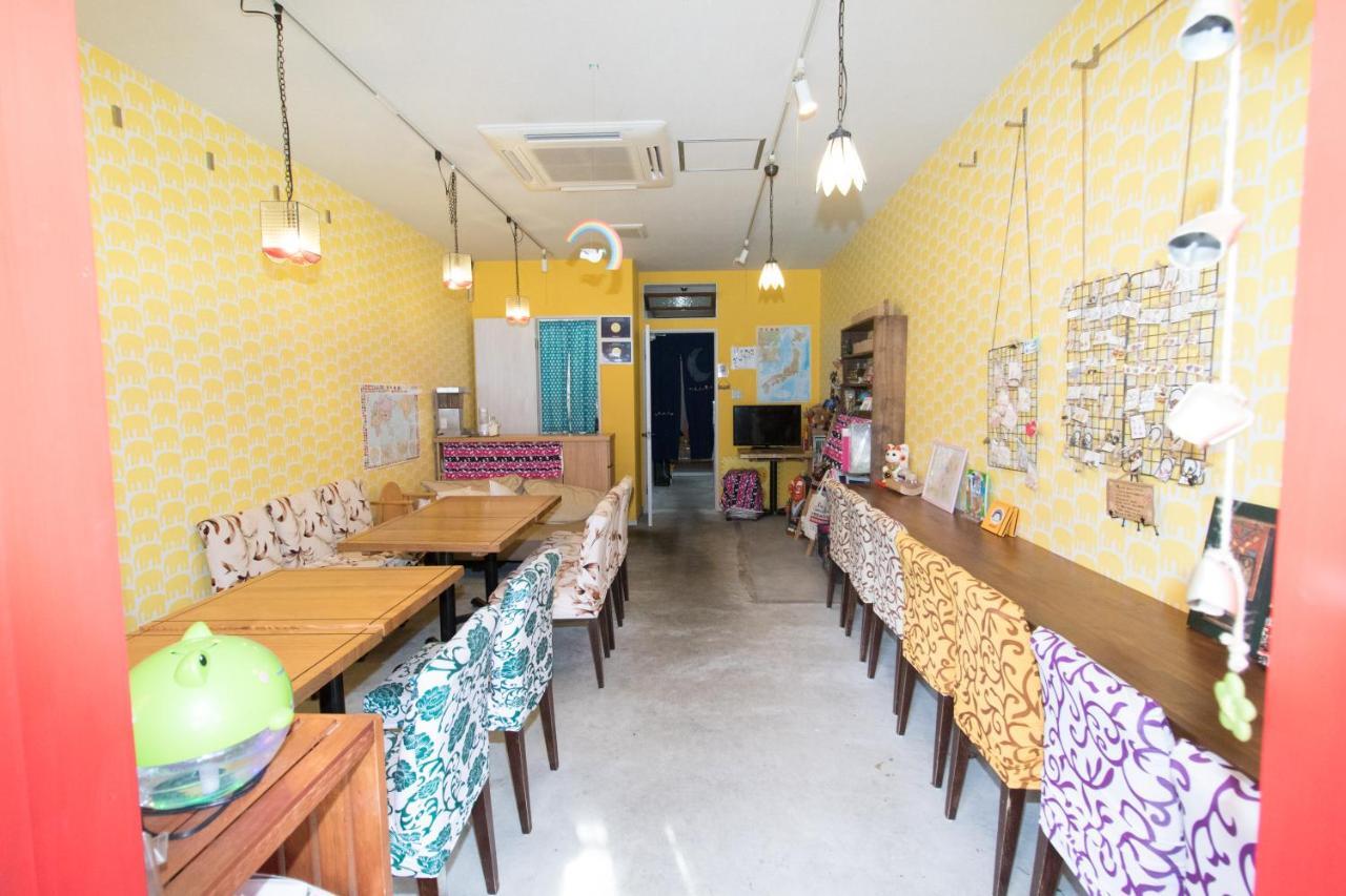 Yadocafe Chelsea'S Rainbow B&B أوساكا المظهر الخارجي الصورة